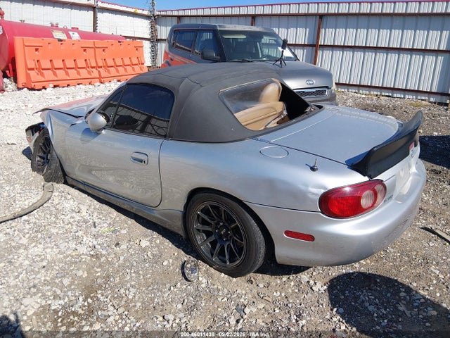Aukcja sprzedaży 2002 Mazda Mx-5 Miata Cloth/ls/se, vin: JM1NB353020223131, numer aukcji: 46011438