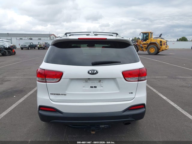 KIA Sorento 3.3l Lx 2016 5XYPGDA54GG032885 Image 17