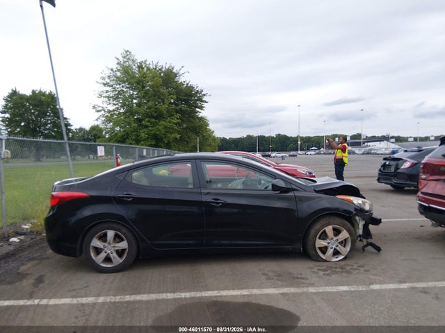Продаж на аукціоні авто 2013 Hyundai Elantra Gls, vin: KMHDH4AEXDU597678, номер лоту: 46011570