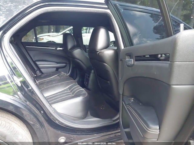46011592 :رقم المزاد ، 2C3CCABG6PH524378 vin ، 2023 Chrysler 300 300s مزاد بيع