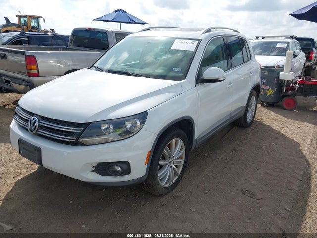 2015 Volkswagen Tiguan Se მანქანა იყიდება აუქციონზე, vin: WVGAV7AX6FW582293, აუქციონის ნომერი: 46011638
