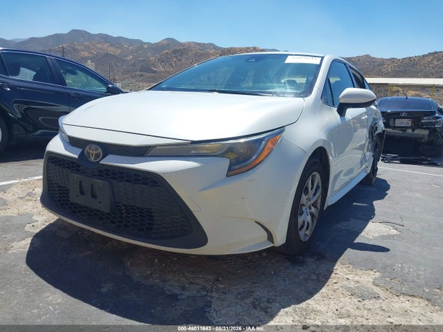 JTDEPRAE6LJ097946 Toyota COROLLA LE