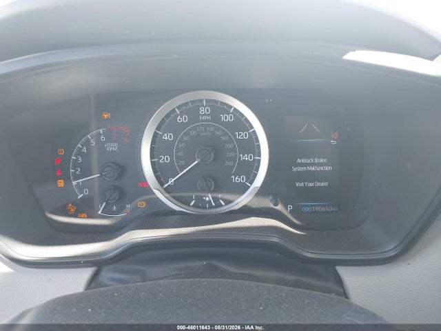 JTDEPRAE6LJ097946 Toyota COROLLA LE