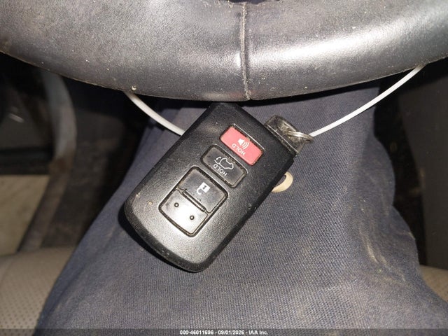 Продажа на аукционе авто 2016 Toyota Highlander Limited V6, vin: 5TDDKRFH0GS252769, номер лота: 46011696