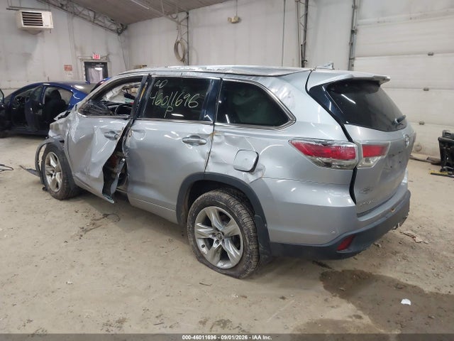 Продажа на аукционе авто 2016 Toyota Highlander Limited V6, vin: 5TDDKRFH0GS252769, номер лота: 46011696