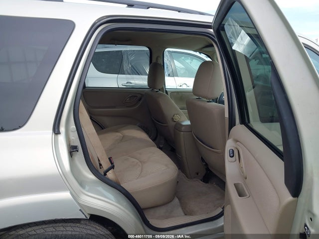 46011705 :رقم المزاد ، 4F2YZ04195KM31914 vin ، 2005 Mazda Tribute S مزاد بيع