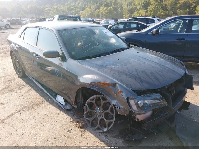 Aukcja sprzedaży 2016 Chrysler 300 300s Alloy Edition, vin: 2C3CCAGG5GH304674, numer aukcji: 46011733