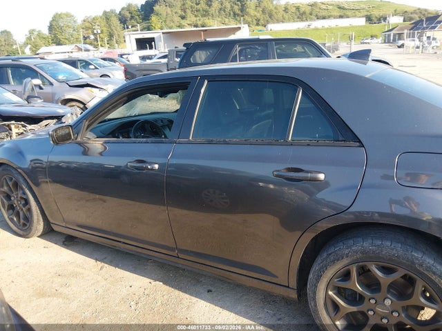 Aukcja sprzedaży 2016 Chrysler 300 300s Alloy Edition, vin: 2C3CCAGG5GH304674, numer aukcji: 46011733