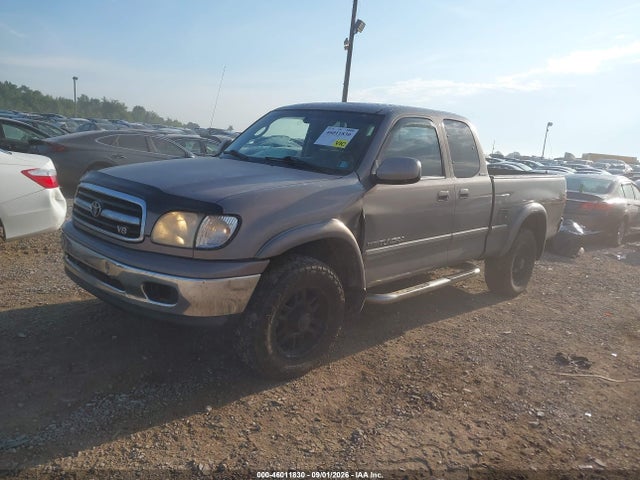 46011830 :رقم المزاد ، 5TBBT48122S322216 vin ، 2002 Toyota Tundra Ltd V8 مزاد بيع