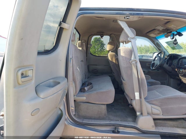 46011830 :رقم المزاد ، 5TBBT48122S322216 vin ، 2002 Toyota Tundra Ltd V8 مزاد بيع