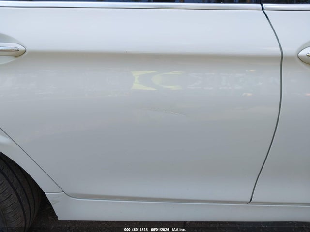 46011838 :رقم المزاد ، WBAXG5C52CDX01633 vin ، 2012 Bmw 528i مزاد بيع