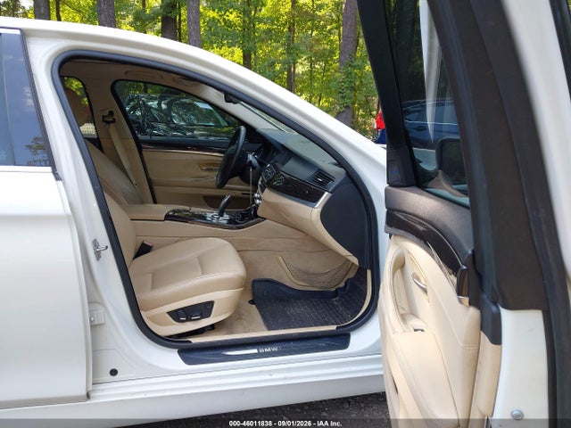 46011838 :رقم المزاد ، WBAXG5C52CDX01633 vin ، 2012 Bmw 528i مزاد بيع
