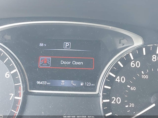 46011859 :رقم المزاد ، 5N1DR2MN6KC582773 vin ، 2019 Nissan Pathfinder Sl مزاد بيع