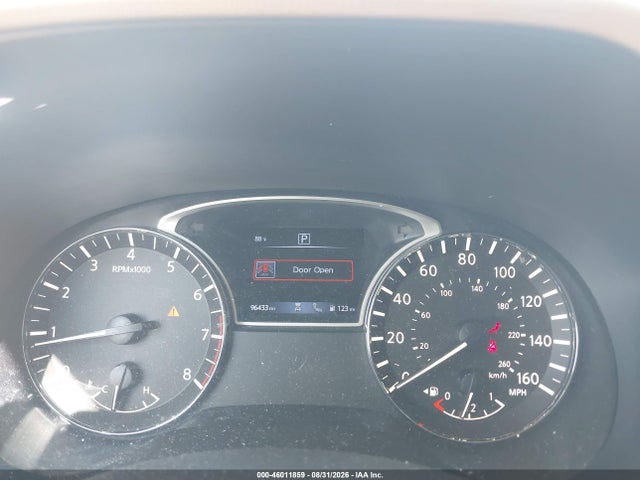 46011859 :رقم المزاد ، 5N1DR2MN6KC582773 vin ، 2019 Nissan Pathfinder Sl مزاد بيع