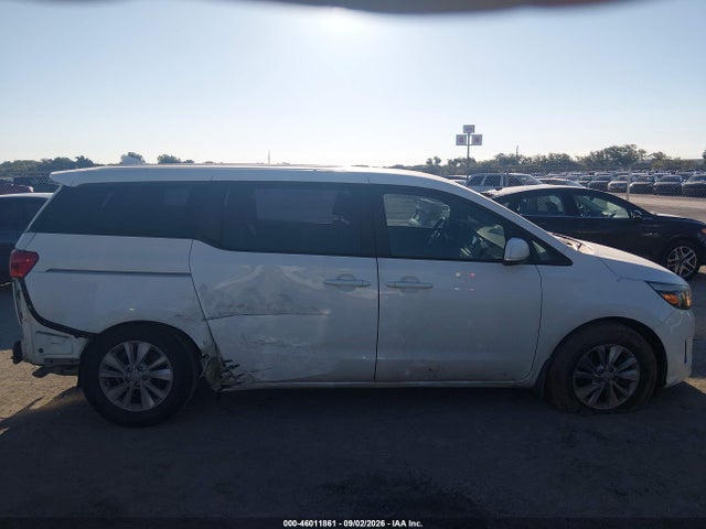 Продажа на аукционе авто 2015 Kia Sedona L, vin: KNDMA5C10F6026300, номер лота: 46011861