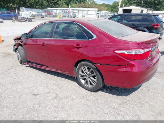 46011994 :رقم المزاد ، 4T1BF1FK9HU657868 vin ، 2017 Toyota Camry Se مزاد بيع