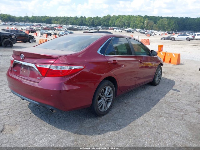 46011994 :رقم المزاد ، 4T1BF1FK9HU657868 vin ، 2017 Toyota Camry Se مزاد بيع