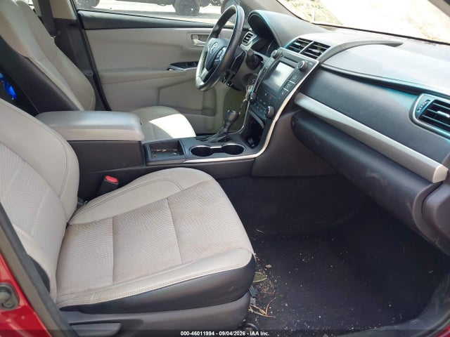 46011994 :رقم المزاد ، 4T1BF1FK9HU657868 vin ، 2017 Toyota Camry Se مزاد بيع