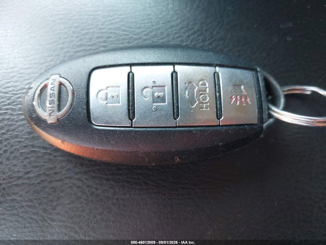 46012009 :رقم المزاد ، 3N1AB7AP4HY352053 vin ، 2017 Nissan Sentra Sv مزاد بيع