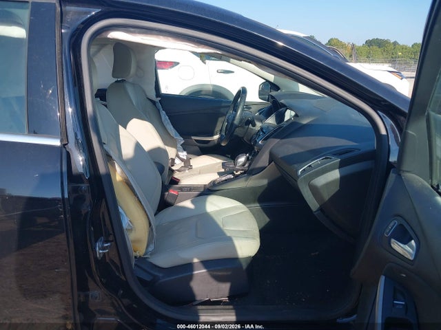 Aukcja sprzedaży 2016 Ford Focus Titanium, vin: 1FADP3N26GL235445, numer aukcji: 46012044