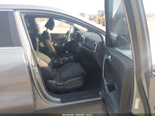 2021 Kia Sportage Lx მანქანა იყიდება აუქციონზე, vin: KNDPMCACXM7884779, აუქციონის ნომერი: 46012056