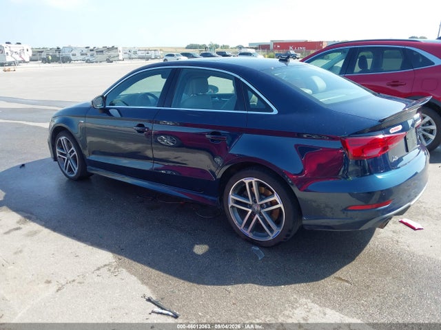 2019 Audi A3 45 Premium მანქანა იყიდება აუქციონზე, vin: WAUJEGFF6K1019771, აუქციონის ნომერი: 46012063