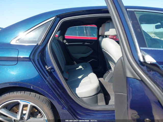 2019 Audi A3 45 Premium მანქანა იყიდება აუქციონზე, vin: WAUJEGFF6K1019771, აუქციონის ნომერი: 46012063