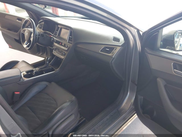 Продаж на аукціоні авто 2019 Hyundai Sonata Sport, vin: 5NPE34AF4KH752474, номер лоту: 46012065