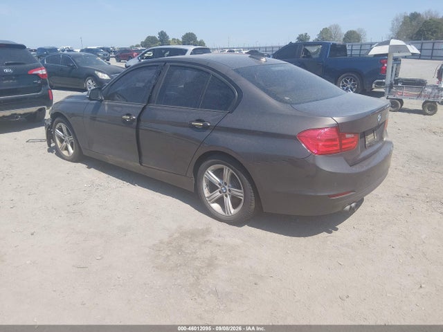 2012 Bmw 328i მანქანა იყიდება აუქციონზე, vin: WBA3A5C53CF341759, აუქციონის ნომერი: 46012095