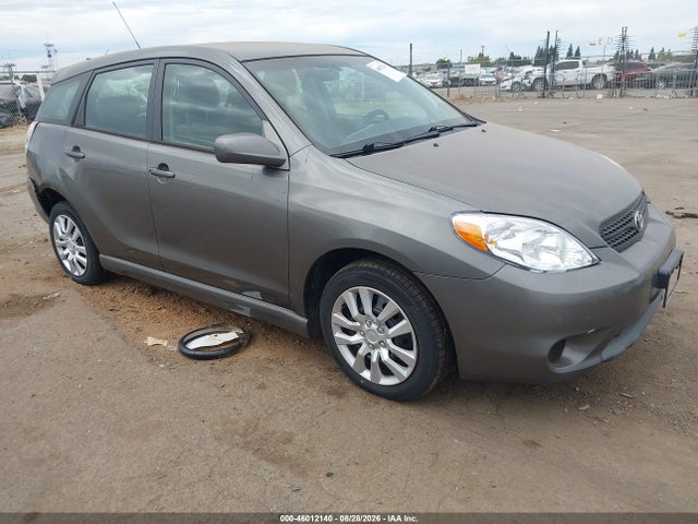 46012140 :رقم المزاد ، 2T1KR32E37C674183 vin ، 2007 Toyota Matrix Xr مزاد بيع
