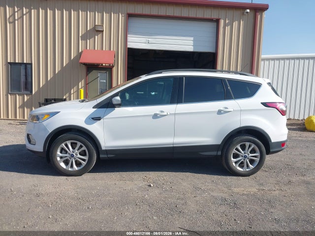Ford ESCAPE SE 2018 1FMCU9GD7JUD08691 Image 14