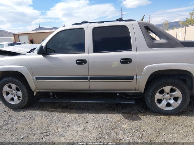 Продажа на аукционе авто 2005 Chevrolet Avalanche 1500 Ls, vin: 3GNEC12Z45G255842, номер лота: 46012190