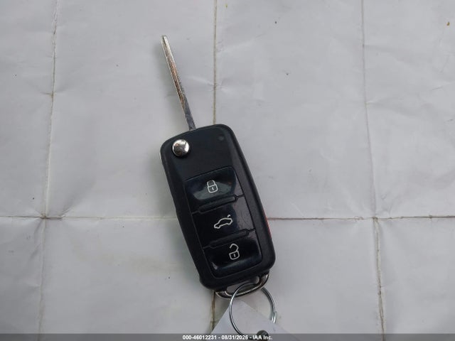 46012231 :رقم المزاد ، 1VWAH7A35DC077303 vin ، 2013 Volkswagen Passat 2.5l S مزاد بيع