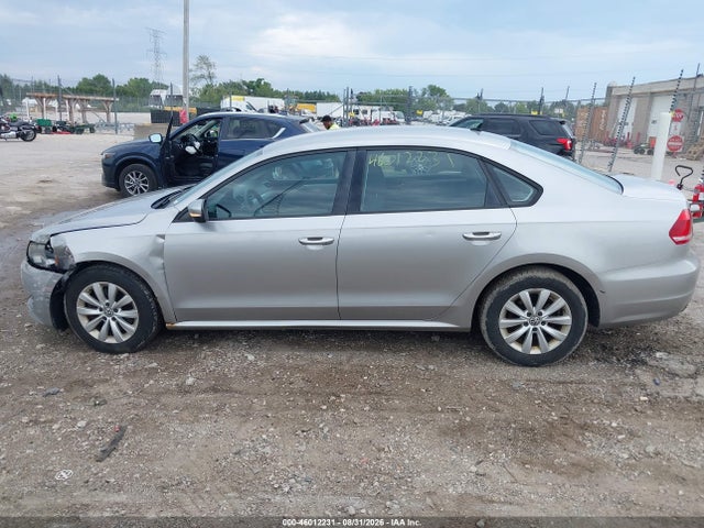 46012231 :رقم المزاد ، 1VWAH7A35DC077303 vin ، 2013 Volkswagen Passat 2.5l S مزاد بيع