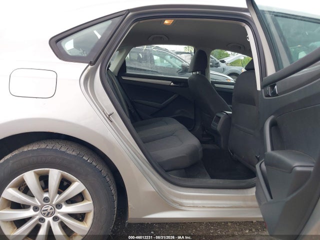 46012231 :رقم المزاد ، 1VWAH7A35DC077303 vin ، 2013 Volkswagen Passat 2.5l S مزاد بيع