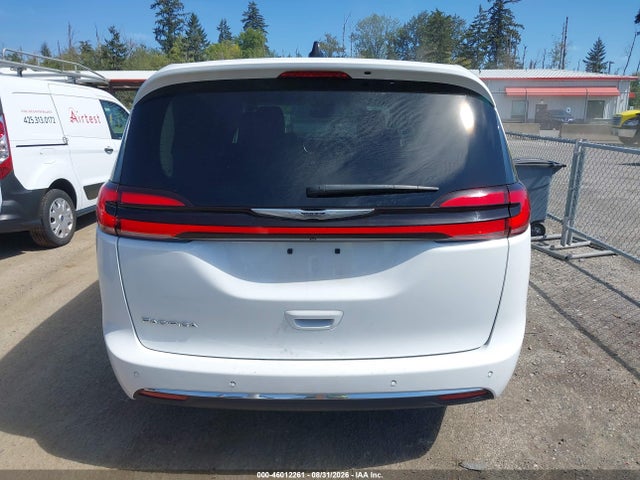 Chrysler Pacifica Touring L 2024 2C4RC1BG7RR168011 Image 16
