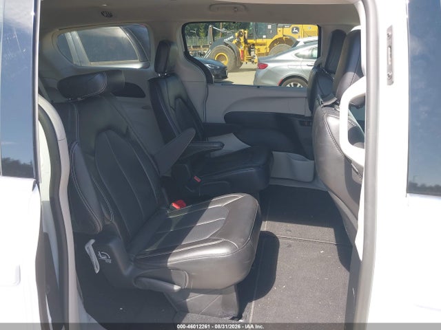 Chrysler Pacifica Touring L 2024 2C4RC1BG7RR168011 Image 8