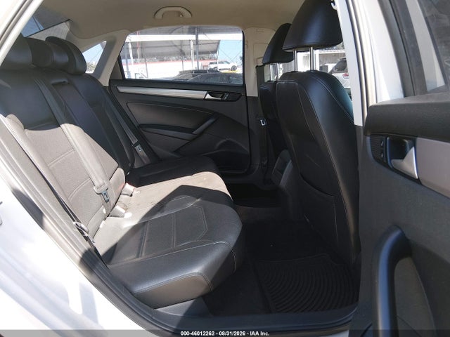 Продаж на аукціоні авто 2015 Volkswagen Passat 1.8t Limited Edition, vin: 1VWAT7A33FC103351, номер лоту: 46012262