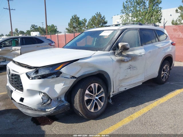 Toyota Highlander Xle 2022 5TDHZRAH5NS548338 Image 6