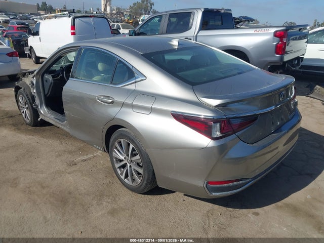 2020 Lexus Es 300h მანქანა იყიდება აუქციონზე, vin: 58AD21B14LU009423, აუქციონის ნომერი: 46012314