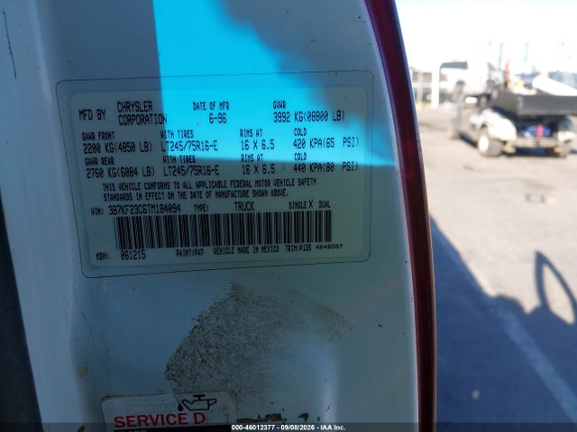 46012377 :رقم المزاد ، 3B7KF23C6TM184094 vin ، 1996 Dodge Ram 2500 مزاد بيع