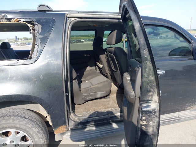 Продажа на аукционе авто 2010 Chevrolet Suburban 1500 Ls, vin: 1GNUCHE0XAR240211, номер лота: 46012401