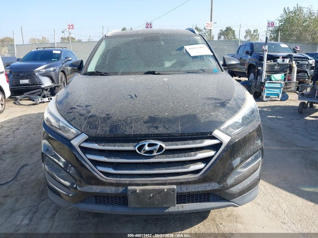 KM8J33A44JU684863 Hyundai TUCSON SEL