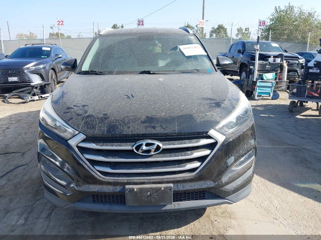 KM8J33A44JU684863 Hyundai TUCSON SEL