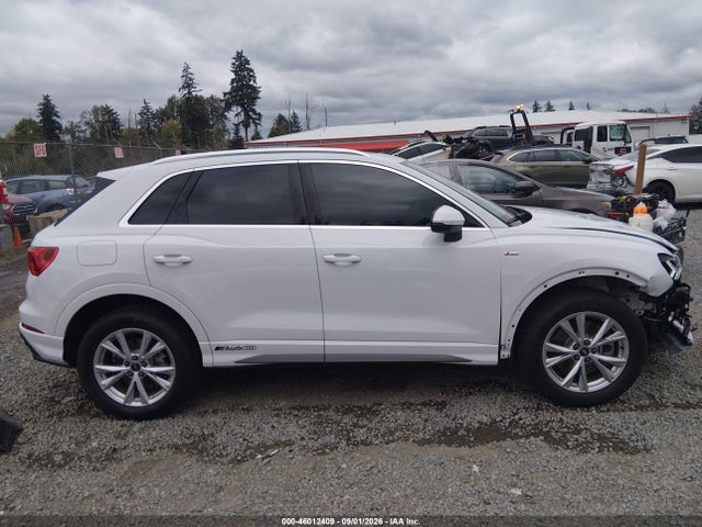 Aukcja sprzedaży 2023 Audi Q3 Premium Plus 45 Tfsi S Line Quattro Tiptronic, vin: WA1EECF33P1023605, numer aukcji: 46012409