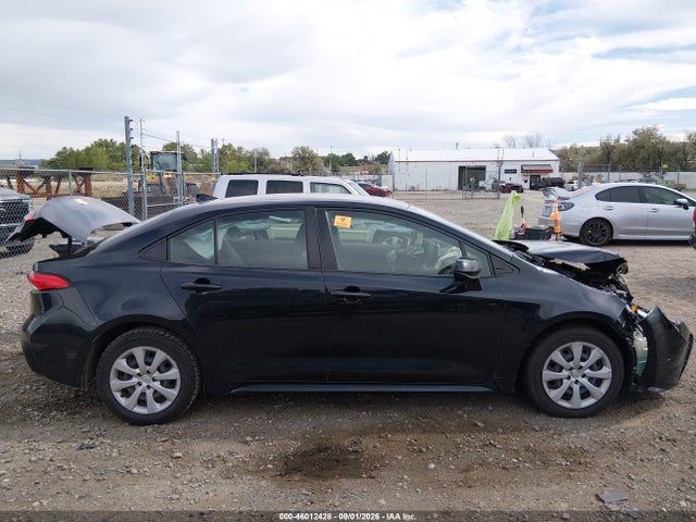 2022 Toyota Corolla Le მანქანა იყიდება აუქციონზე, vin: JTDEPMAE2NJ224150, აუქციონის ნომერი: 46012428