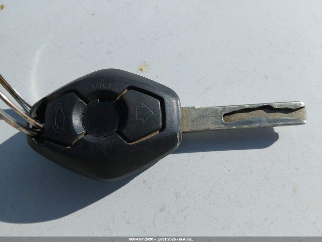 Продажа на аукционе авто 2002 Bmw 325xi, vin: WBAEU33432PF57652, номер лота: 46012438