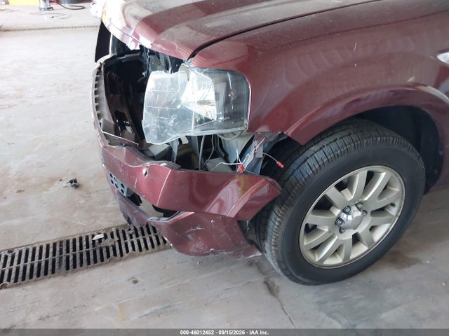 Продажа на аукционе авто 2010 Ford Expedition Limited, vin: 1FMJU1K55AEB72984, номер лота: 46012452