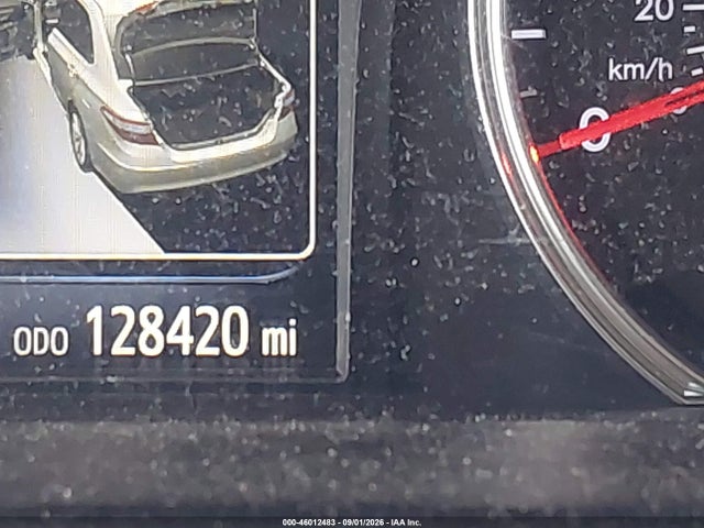 46012483 :رقم المزاد ، 4T1BF1FK6HU317142 vin ، 2017 Toyota Camry Se مزاد بيع