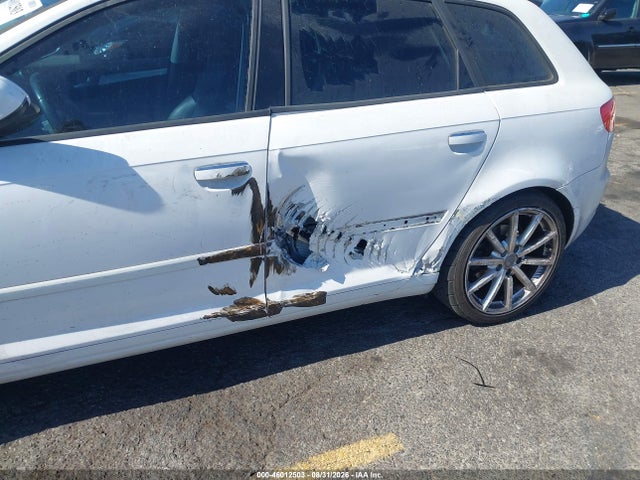 46012503 :رقم المزاد ، WAUKEAFM7BA033503 vin ، 2011 Audi A3 2.0t Premium مزاد بيع